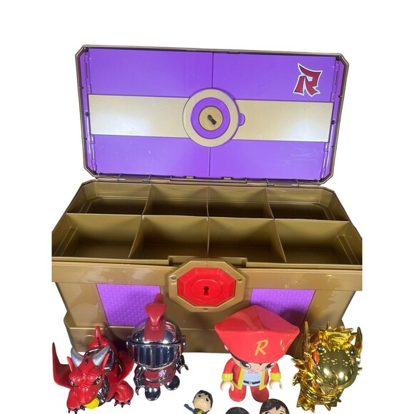 Ryan’s World Giant Mystery Chest Lot Figures Accessories Dragon Pirate Knight - Picture 6 of 14